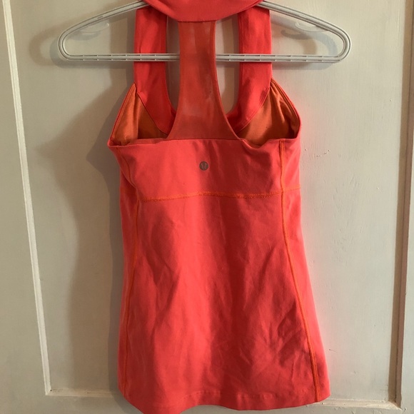 Lululemon scoop neck tank - Picture 2 of 15